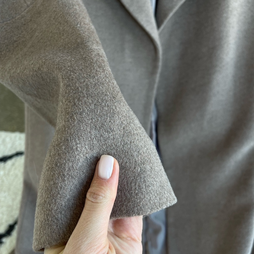 Wool coat - Picture 6 of 7